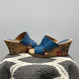 boc Blue Leather Floral Cork Wedge Slides